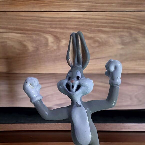 Vintage 1991 Bugs Bunny PVC Figure Warner Bros Looney Toons 3.5" Tall Loose - Picture 6 of 6